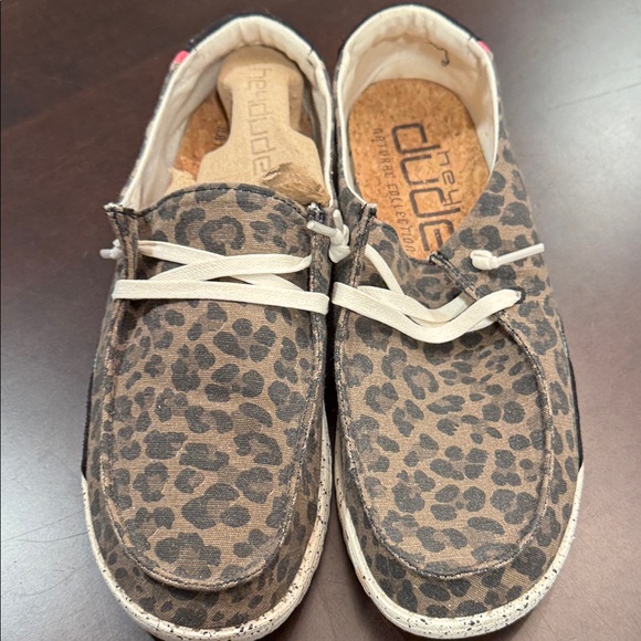 Hey Dude Cheetah Print Casual Shoes - Picture 1 of 3